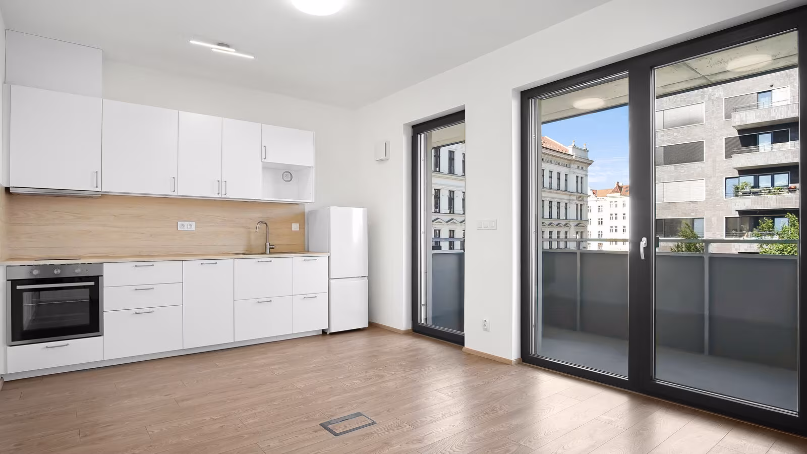 Pronájem bytu 1+kk 37 m²