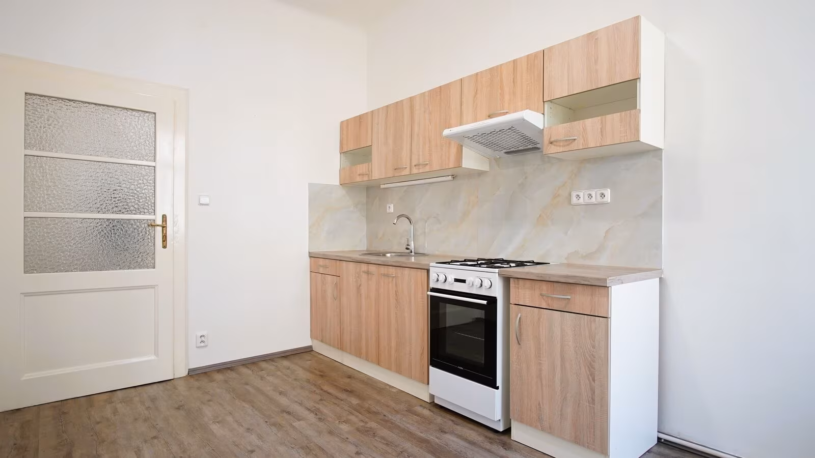 Pronájem bytu 1+1 54 m²